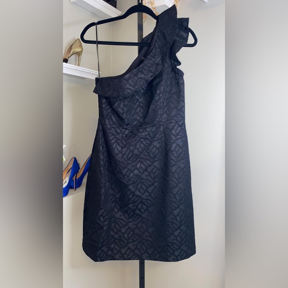 HALSTON HERITAGE Shimmer Floral Jacquard One-Shoulder Cocktail Dress - Picture 7 of 14